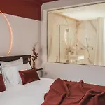 Seven 호텔 4*