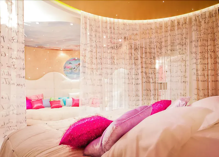 Hotel Seven