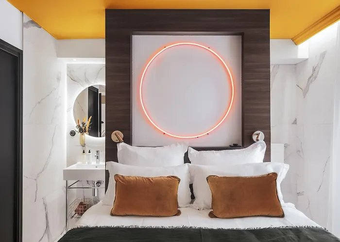 Hotel Seven 4*