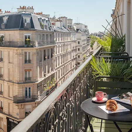 Seven 4* Parigi