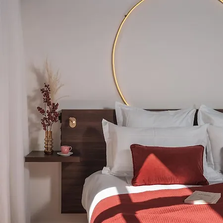 Seven Hotel