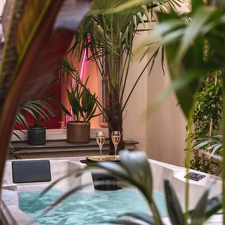 Seven Hotel 4*