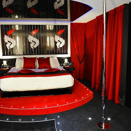 Seven Hotel