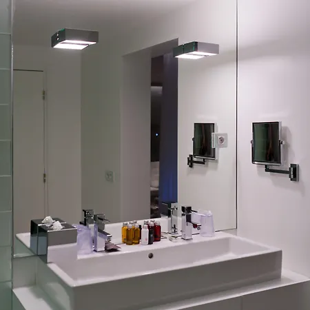 Hotel Seven 4*